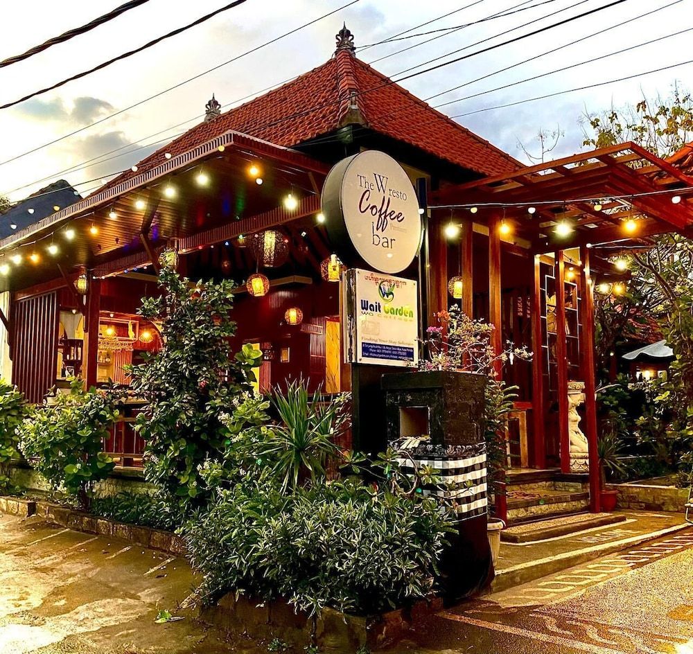 undefined Wait Garden Cottage 6