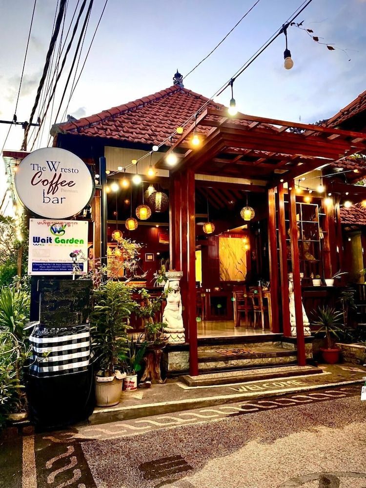 undefined Wait Garden Cottage 7