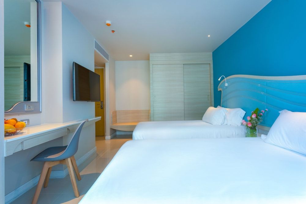 Centara Sonrisa Residences & Suites Sriracha Superior Room, 2 Twin Beds 3