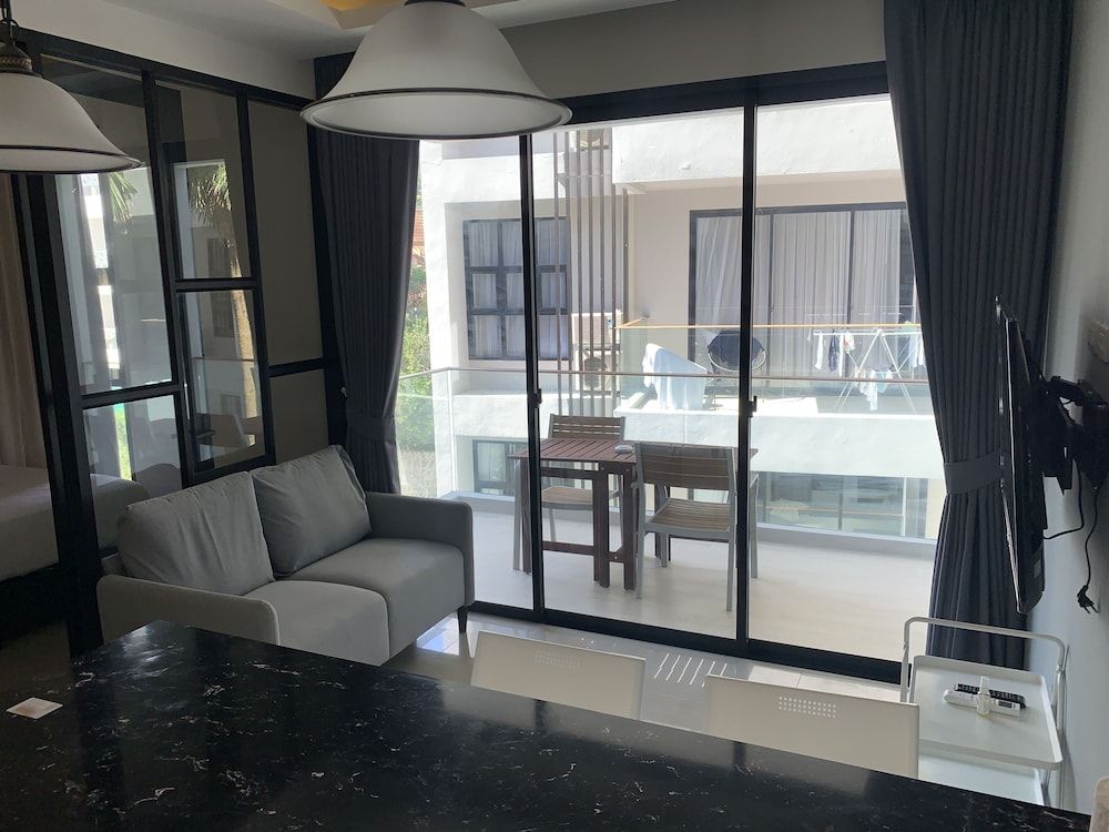 Palmyrah Surin by Lofty Comfort Apartment, 1 Bedroom 3