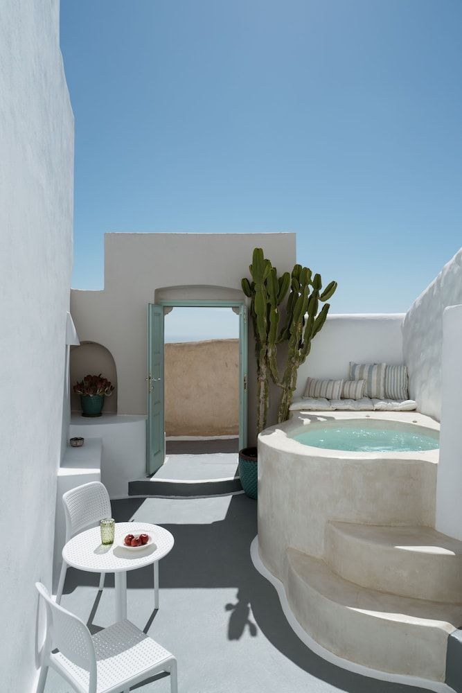 undefined Valsamo Suites