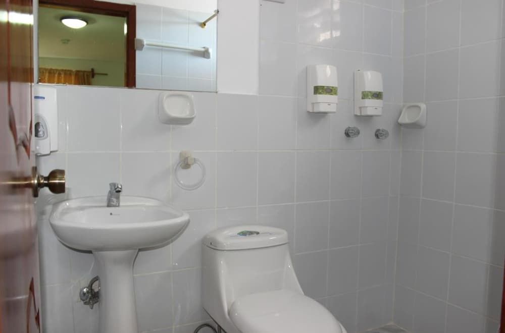 The Island Home Standard Room, 1 King Bed, City View 7