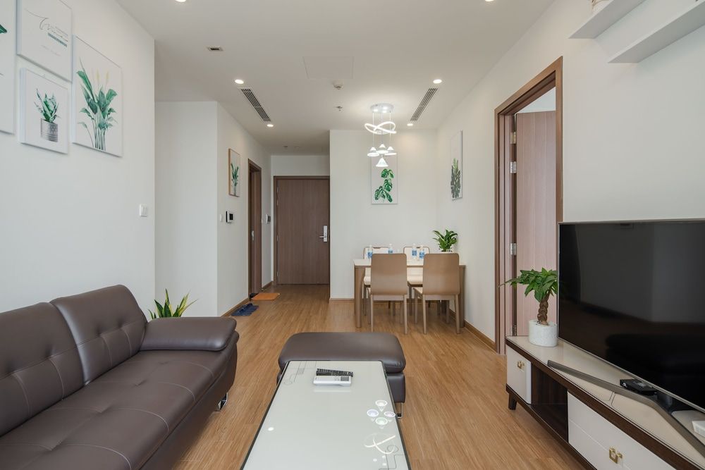 Luxury Apartment Vinhomes Skylake Luxury Apartment, 2 Bedrooms, City View, Tower 47