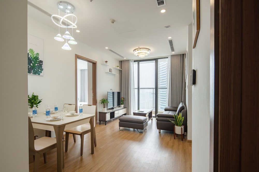Luxury Apartment Vinhomes Skylake Luxury Apartment, 2 Bedrooms, City View, Tower 43