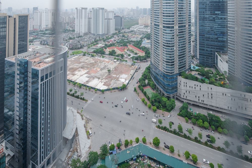 Luxury Apartment Vinhomes Skylake Luxury Apartment, 2 Bedrooms, City View, Tower 23