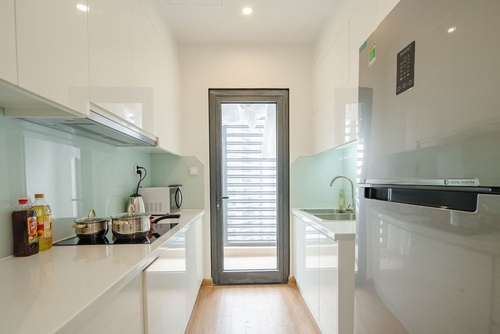 Luxury Apartment Vinhomes Skylake Luxury Apartment, 2 Bedrooms, City View, Tower 31