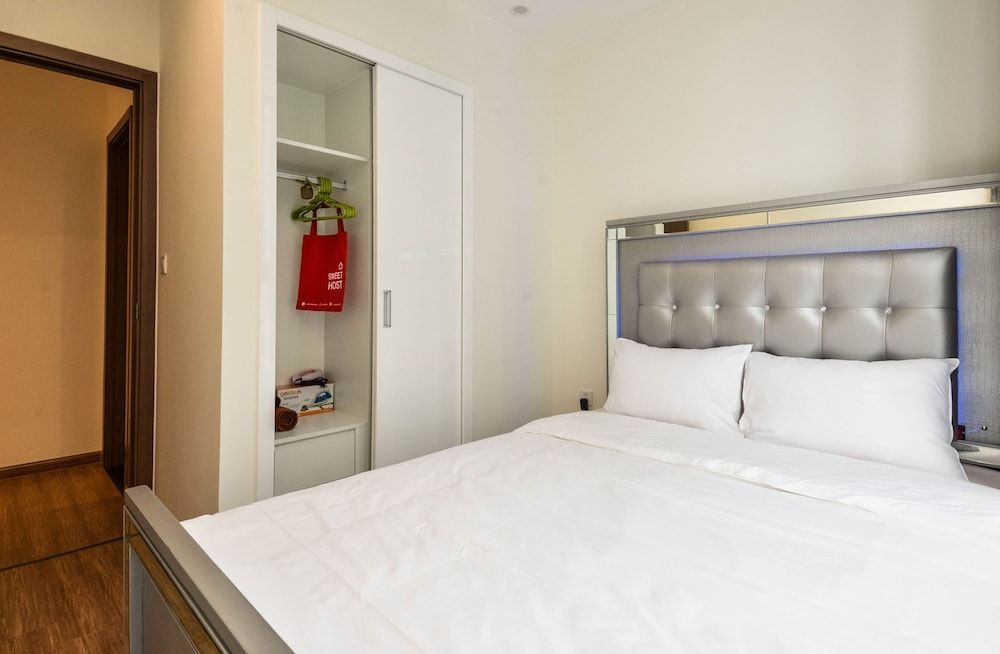 undefined Luxury Apartment Vinhomes Skylake 9