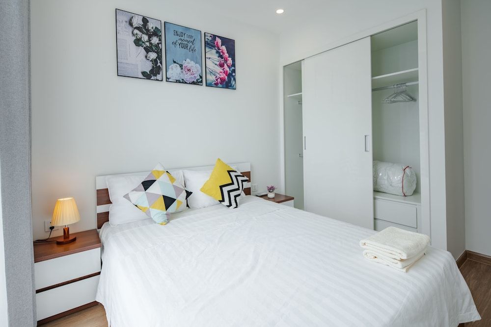 Luxury Apartment Vinhomes Skylake Luxury Apartment, 2 Bedrooms, City View, Tower 9