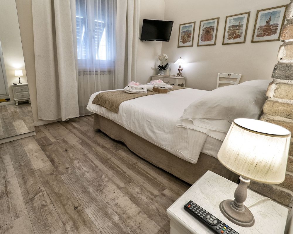 BandBFirenze 8Cittadella8 Basic Double Room, Ensuite 2