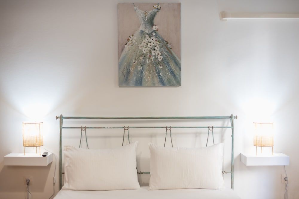 undefined Athens Bright Suite by Cloudkeys 4