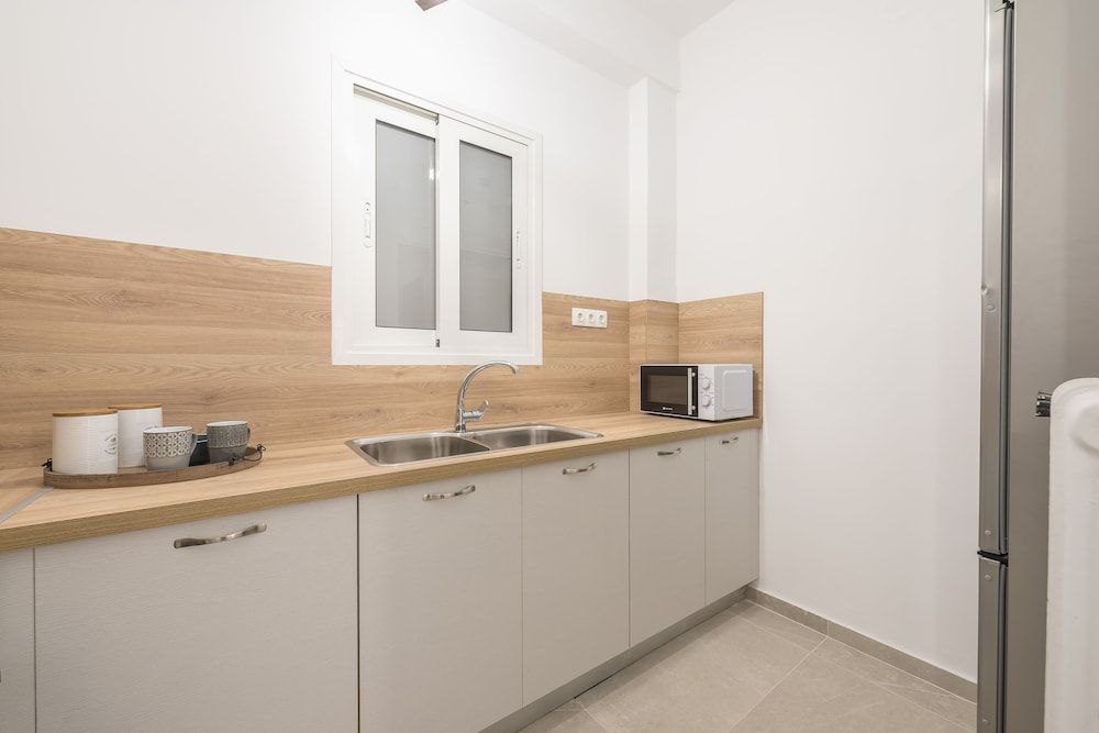 Athens Bright Suite by Cloudkeys City Apartment 29