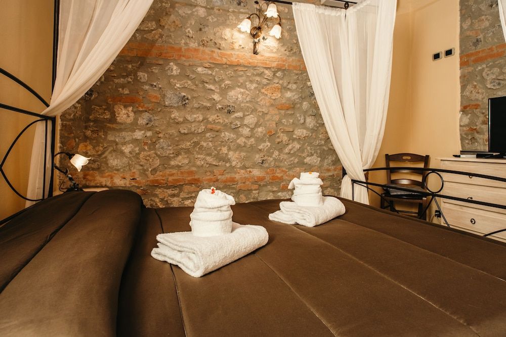 Casa di Campagna in Toscana Apartment, 1 Bedroom, Courtyard Area 2