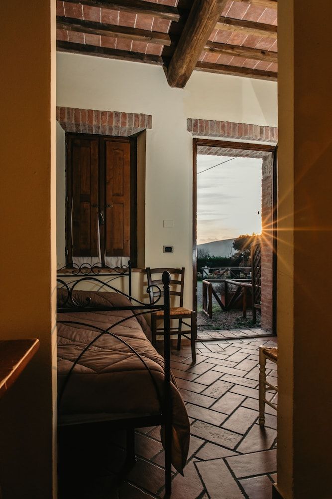 Casa di Campagna in Toscana Apartment, 1 Bedroom, Courtyard Area 8