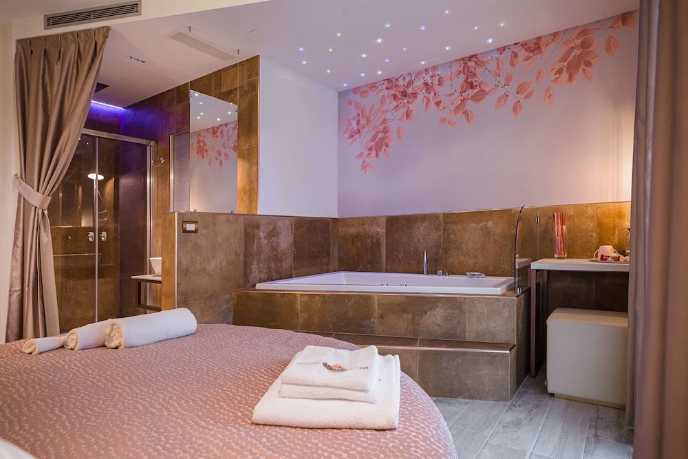 Beautiful Assisi Suite Design Room 13