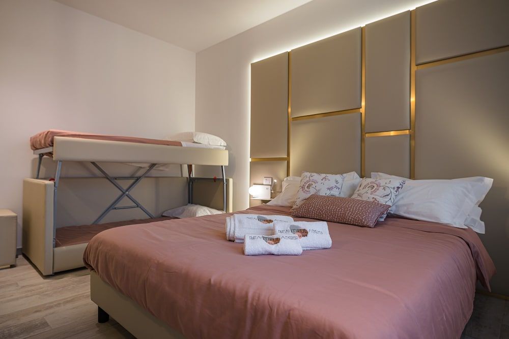 Beautiful Assisi Suite Classic Quadruple Room 6