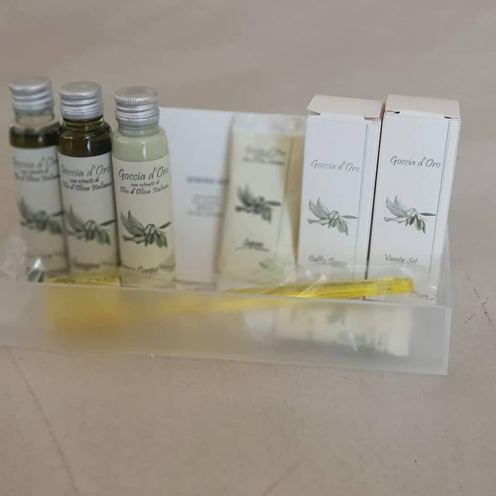 Villa Natia Junior Double Room, Balcony, Garden View 4