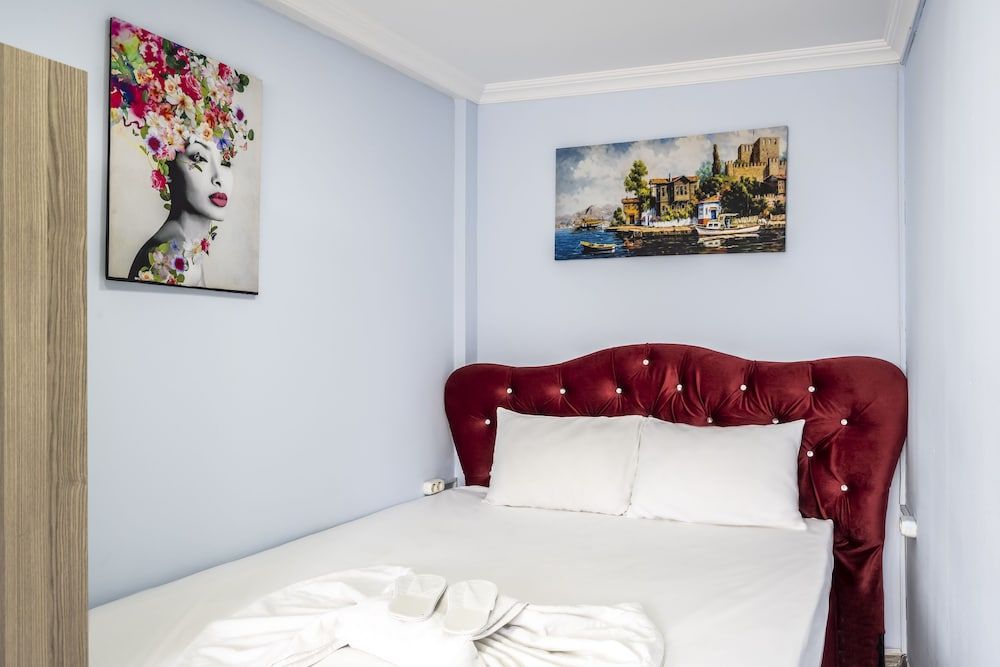 undefined ayka apart 6