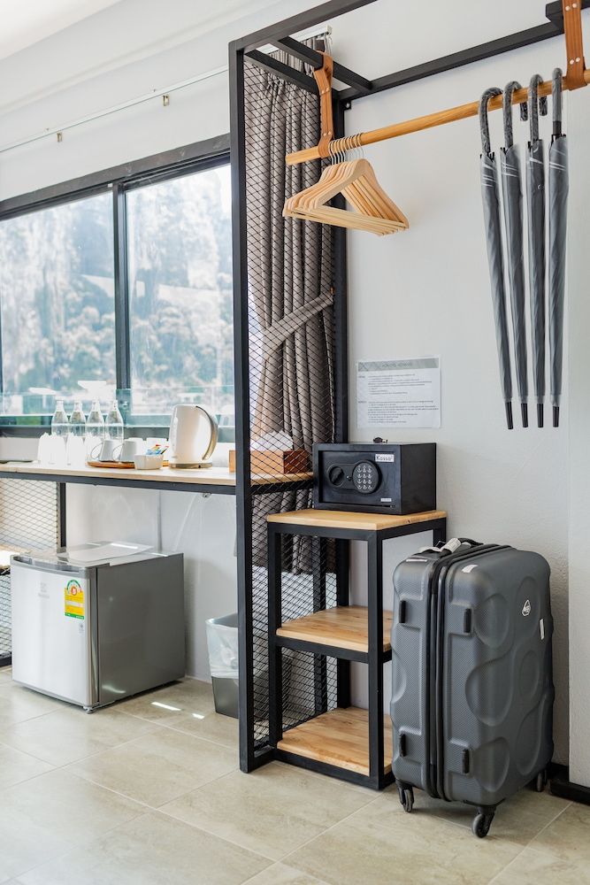 Monotel Aonang Deluxe Quadruple Room, Mountain View 15