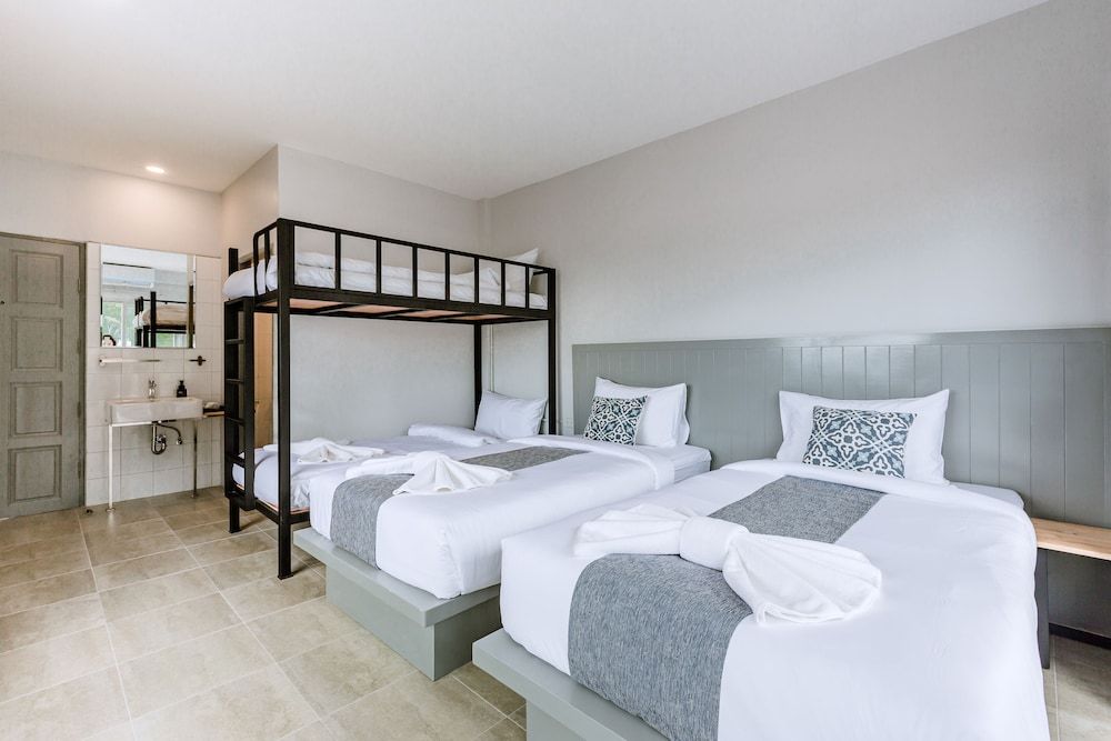 undefined Monotel Aonang 5