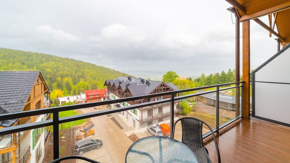 Apartment (20 E)