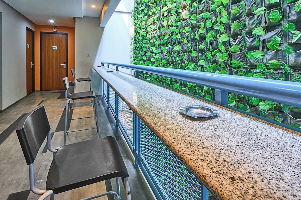 undefined Bale Resident 3