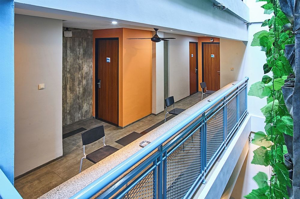 undefined Bale Resident 5