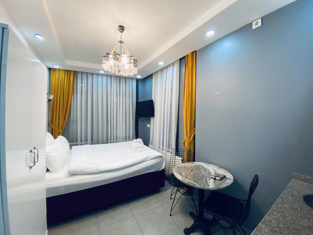 Galata Zade Hotel Standard Room 4