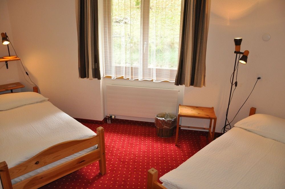 Chalet Miravalle Apartment, 2 Bedrooms, Balcony (Eiger) 2