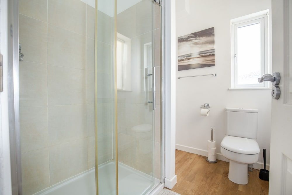 Single with Shared Bathroom