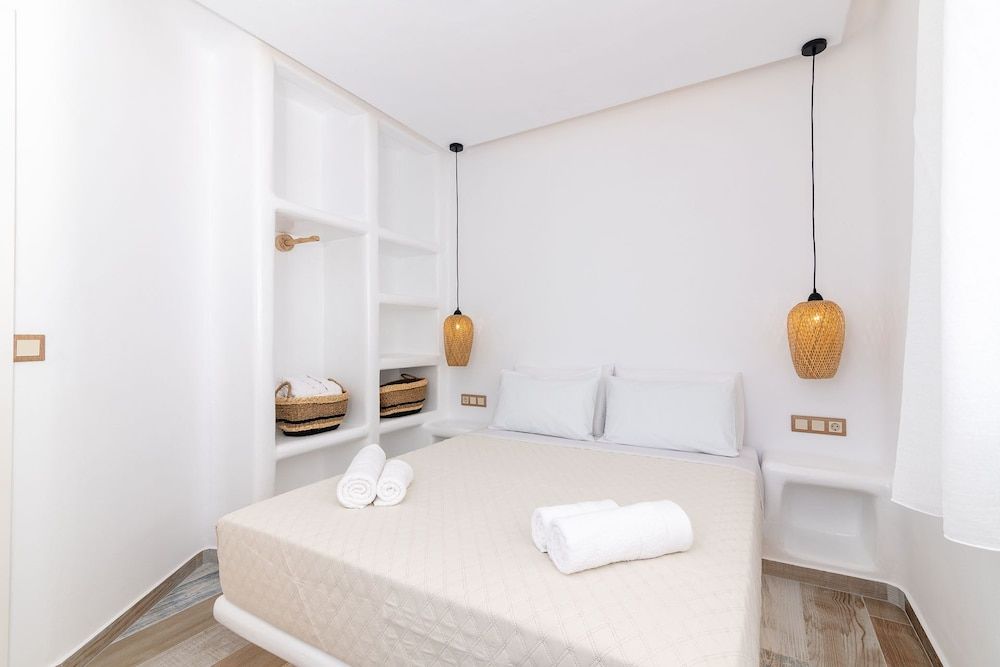 Deluxe House, 2 Bedrooms, Private Pool, Sea View (Turquoise Villa)