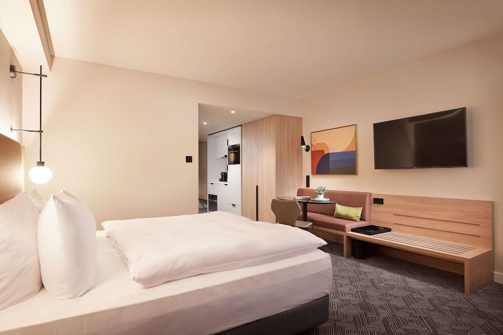 undefined Adina Apartment Hotel Dusseldorf 2