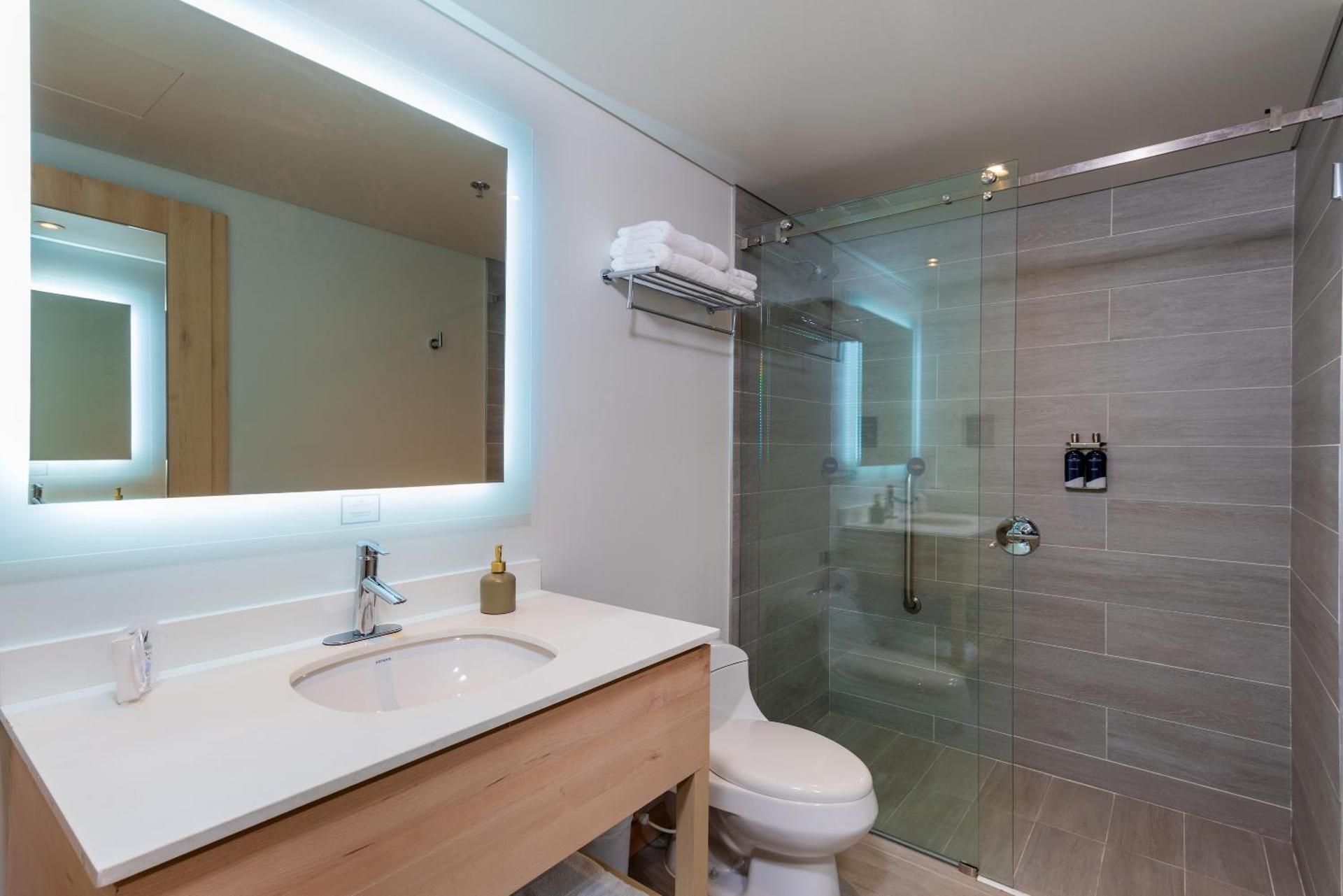 Aquamare Hotel Superior Twin Room 3