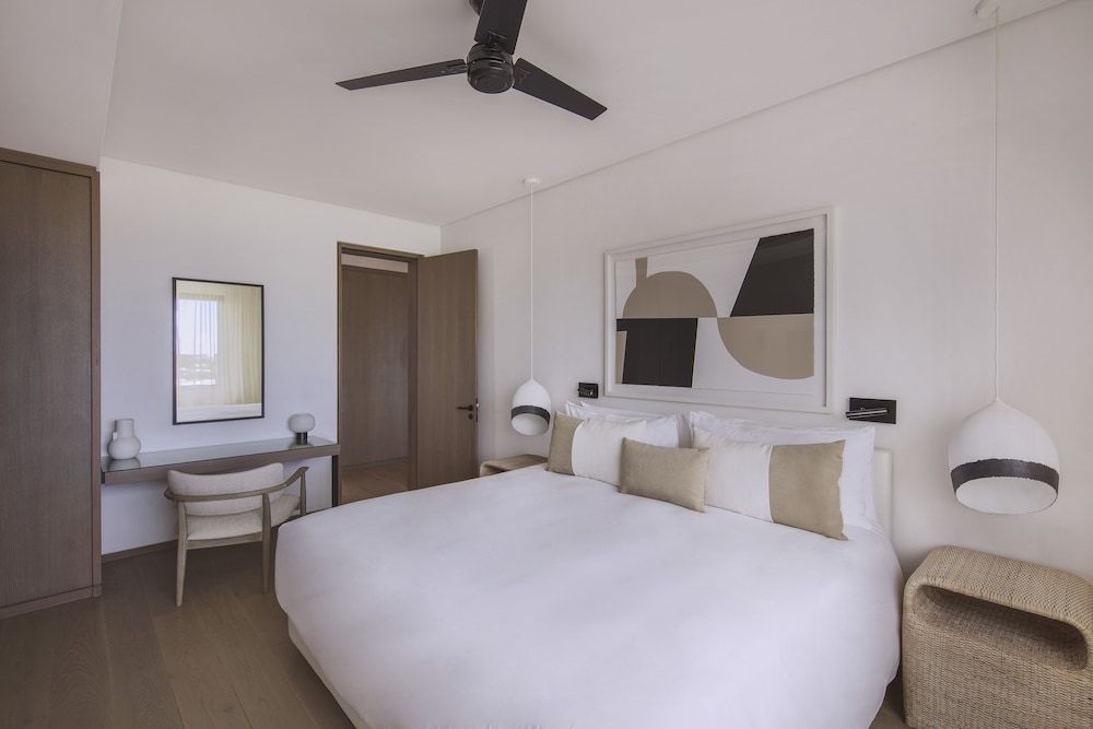 LUX* Grand Baie Penthouse (LUX* Pool Penthouse) 2