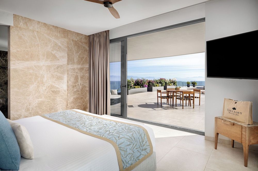 Preferred Club Presidential Suite Ocean View