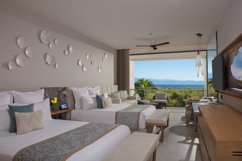 Junior Suite Partial Ocean View Double