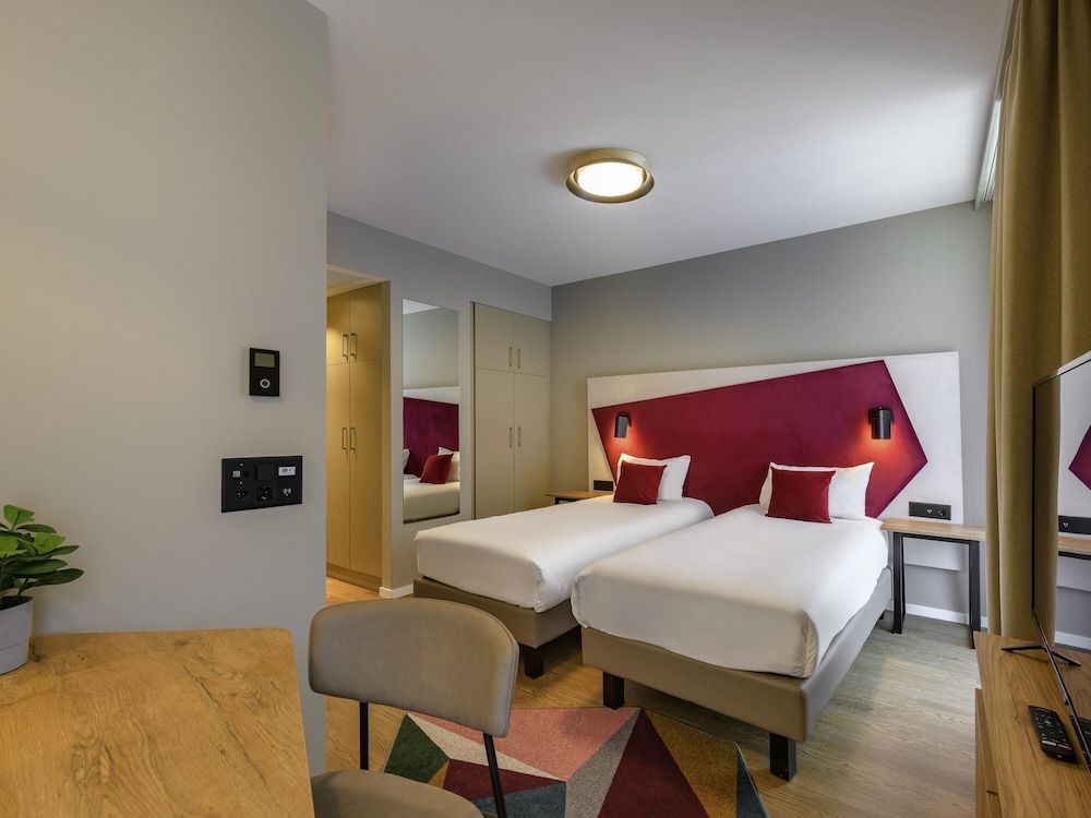 Studio, 2 Twin Beds