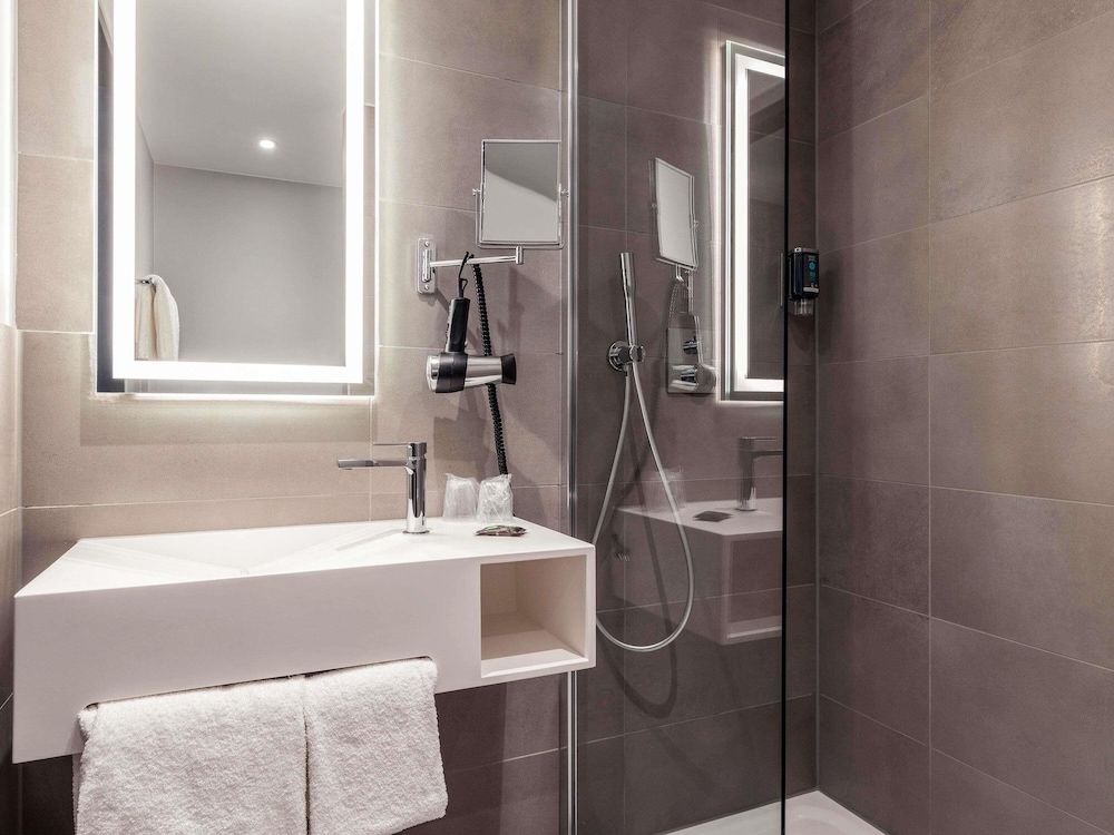 Novotel Duesseldorf Airport Family Room, 1 Double Bed with Sofa bed 4