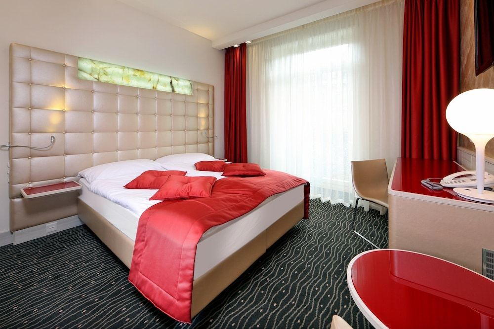 St Gotthard Hotel Comfort Double Room 3