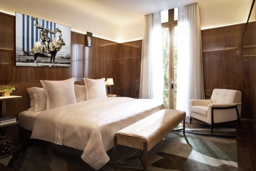 Suite (Grand)