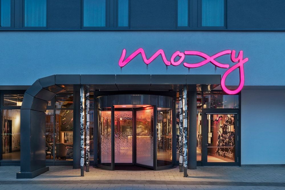 undefined Moxy Duesseldorf City 5
