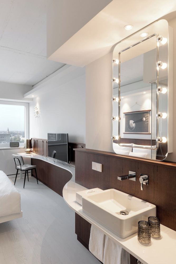 undefined Ruby Luna Hotel Düsseldorf 10