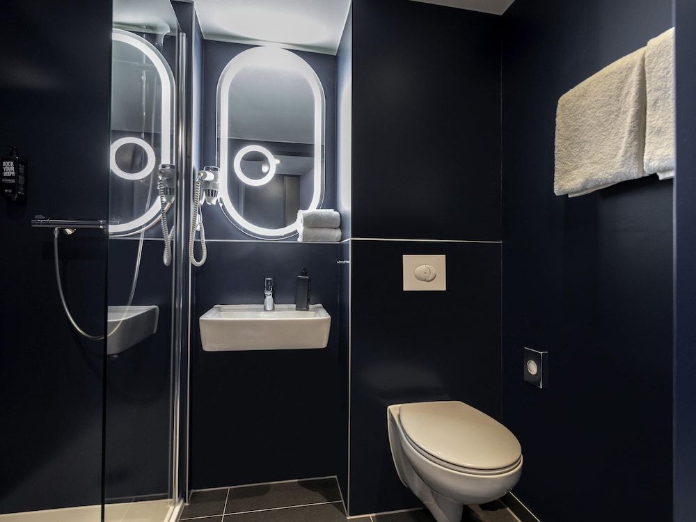 undefined ibis Duesseldorf Airport 9