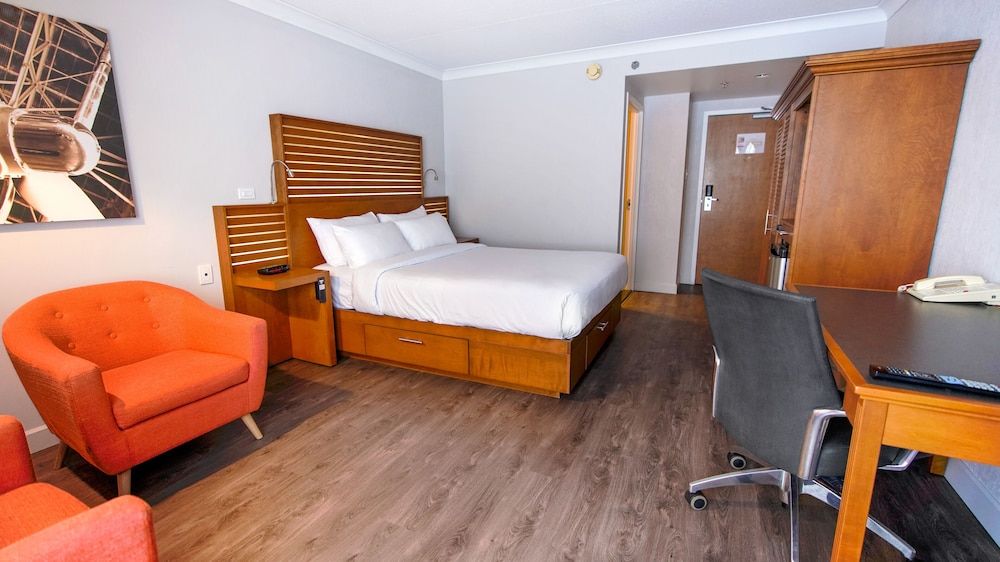 Hôtel Lindbergh par JARO Classic Room, 1 Queen Bed, Balcony 2