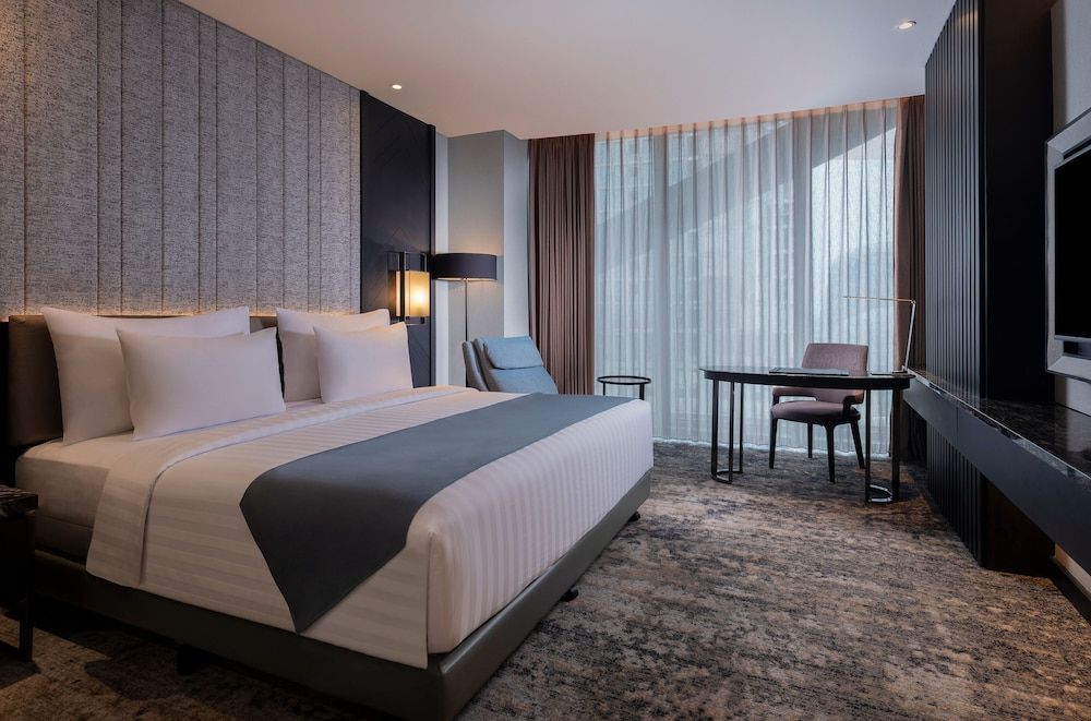 JHL Solitaire Gading Serpong Premier King Room 3