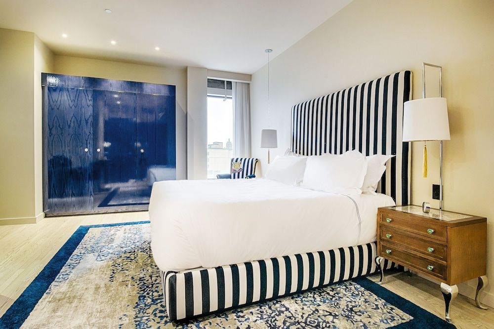 undefined Monsieur Jean, Vieux Québec 3