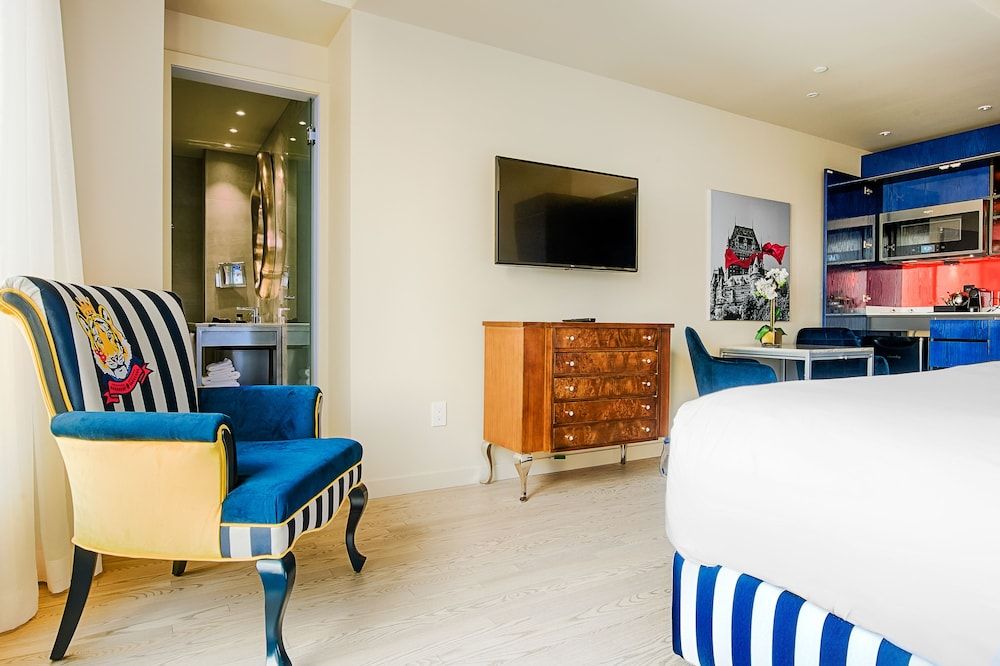 Monsieur Jean, Vieux Québec Classic Room No View 3