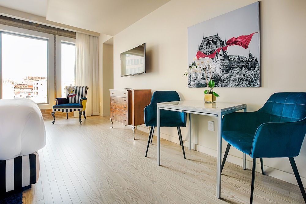 Monsieur Jean, Vieux Québec Classic Room No View 6