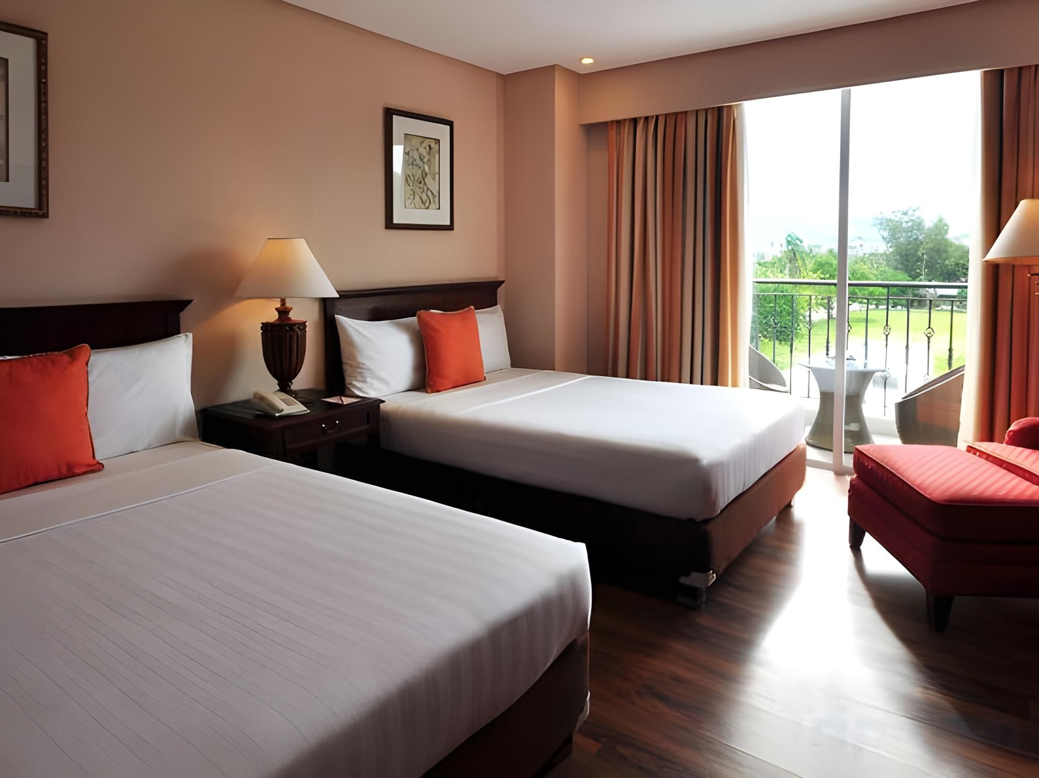 Court Meridian Hotel and Suites Super Deluxe Queen 3