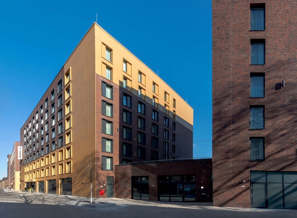 undefined Hampton by Hilton Düsseldorf City Centre 7