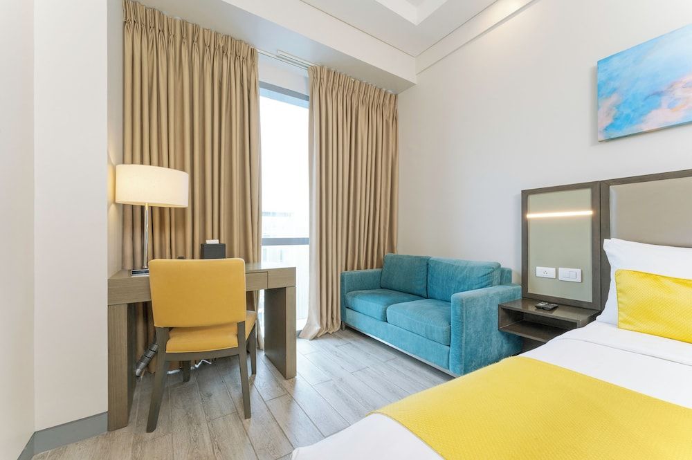 Savoy Hotel Mactan Cebu near Newtown Beach Classic Superior Queen 4